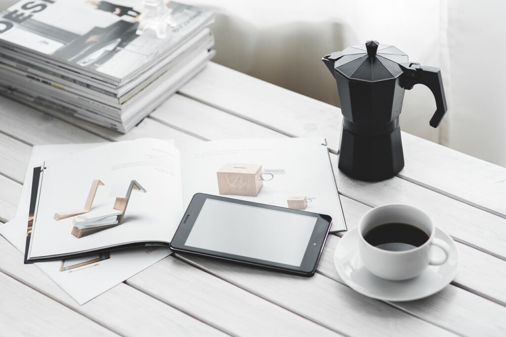 digital cloud storage interface with scanned business documents