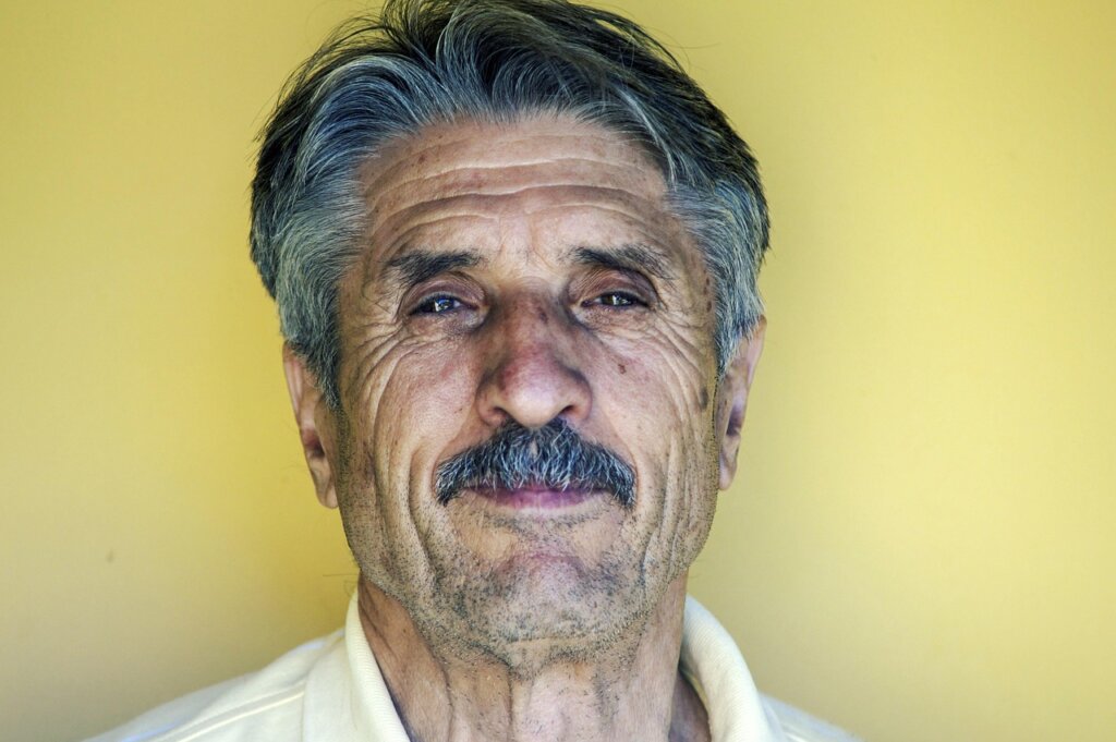 elderly person eating meal comfortably