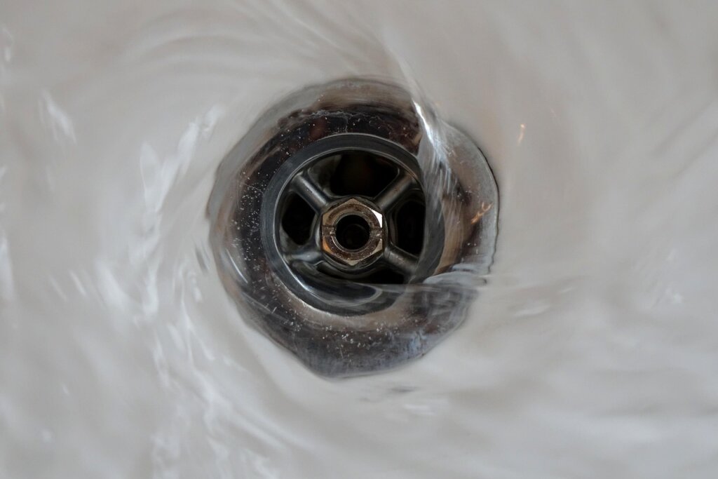 cooking oil poured into sink drain causing blockage