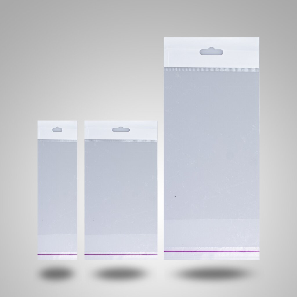 travel size toiletries in transparent zip lock bag
