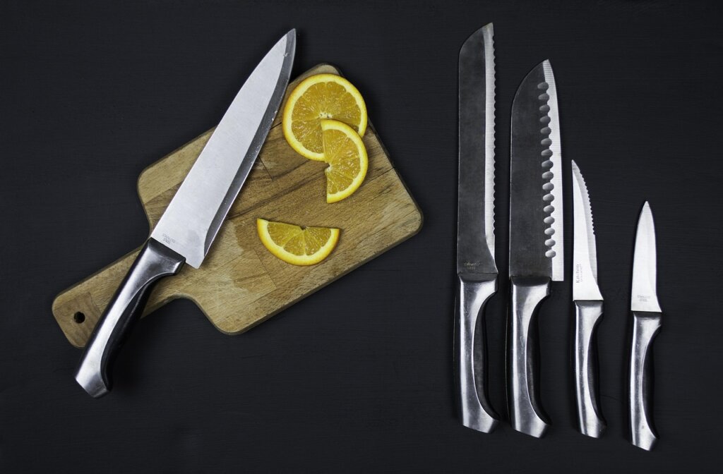 kitchen knife paper cutting test sharpness demonstration